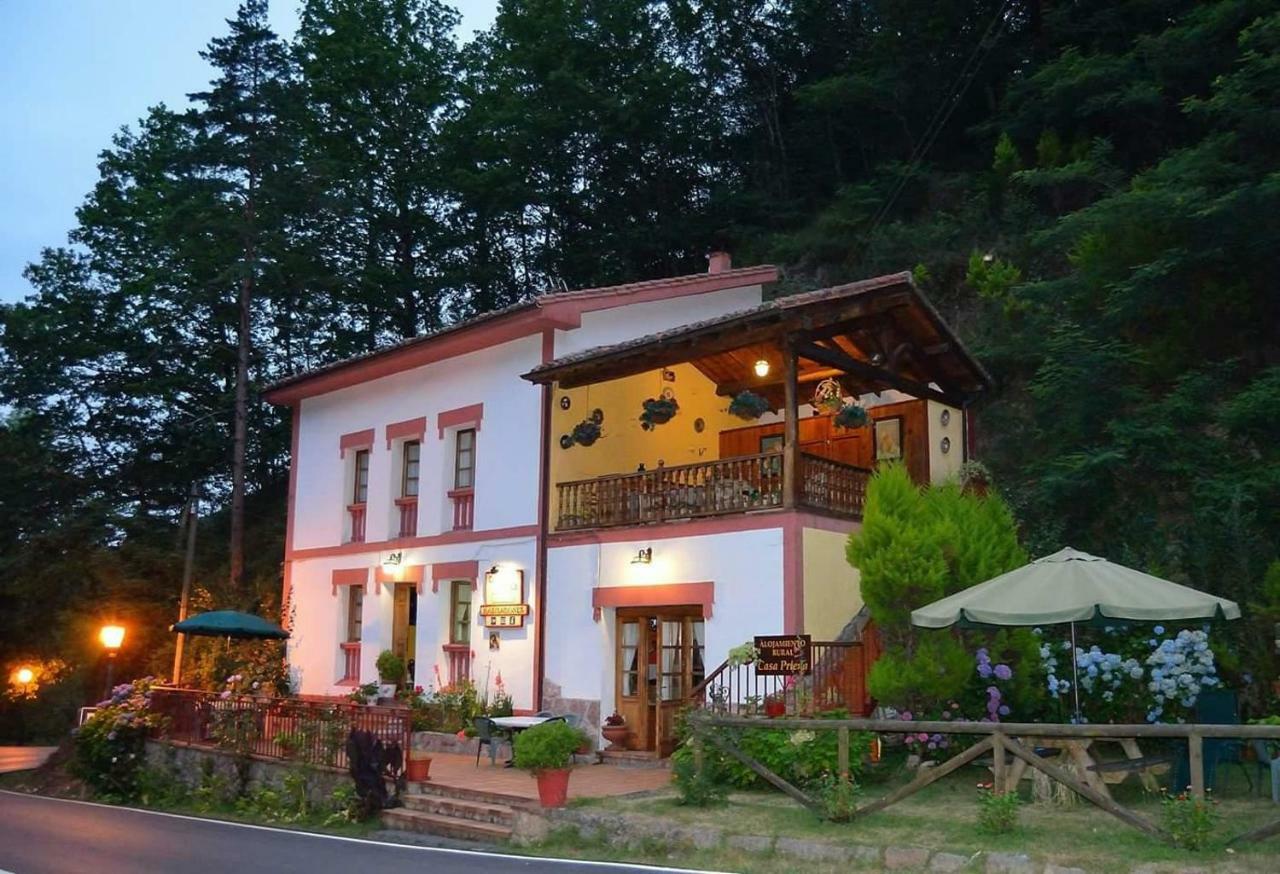 Casa Rural Priena Hotel Covadonga Exterior photo